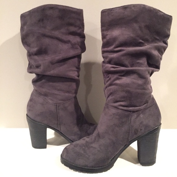 Gray micro suede mid calf boots. Size 5.5 - Picture 1 of 4